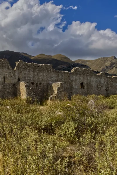 Architecture of Anxiety: Koules and the Limits of Empire in Crete